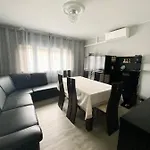 Maison Face A La Cite カルカソンヌ