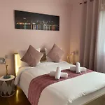 Maison Face A La Cite ホームステイ