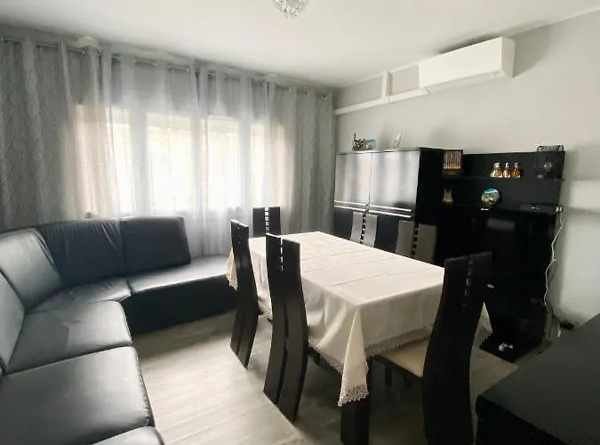 Maison Face A La Cite Carcassonne