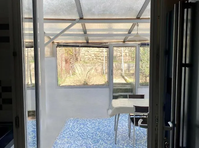 Maison Face A La Cite *