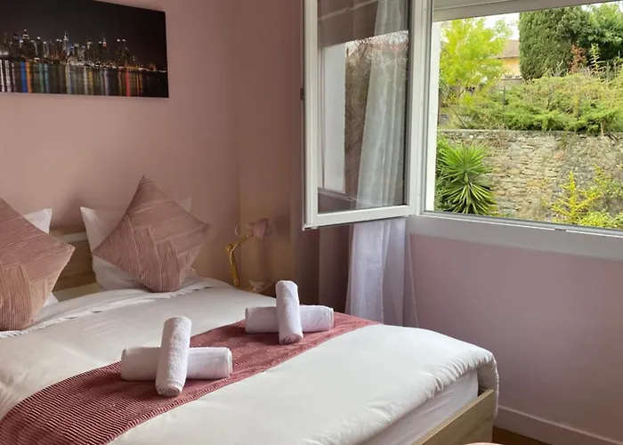 Maison Face à La Cité * Carcassonne